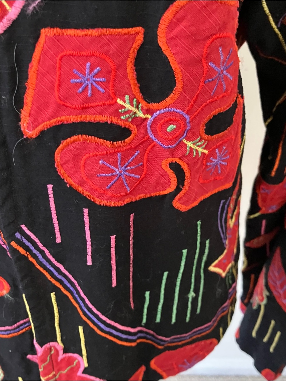 VTG Chicos Women’s Black Cotton Jacket Open Embroidered Flowers Short Artsy Lg - Picture 3 of 6